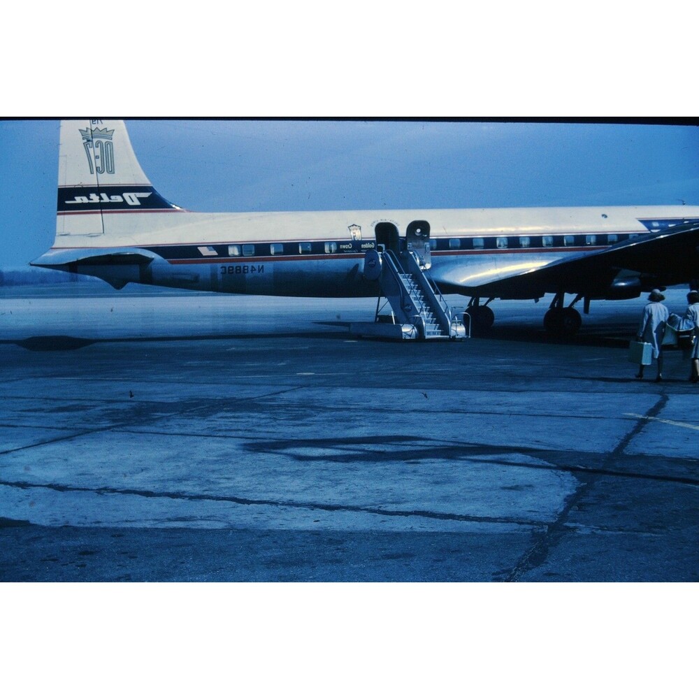 Original 1965 35mm Slide Delta DC-7 Cincy Jet Airplane Hawaii